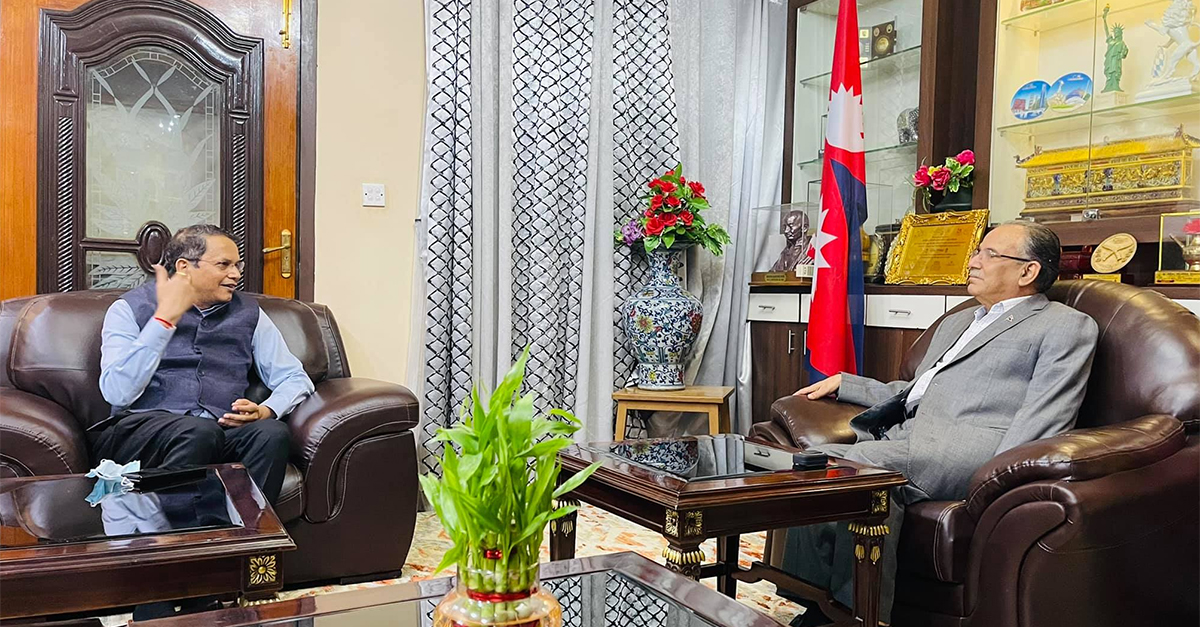 प्रचण्डसँग भाजपाका विदेश विभाग प्रमुख चौथाइवाको भेटवार्ता